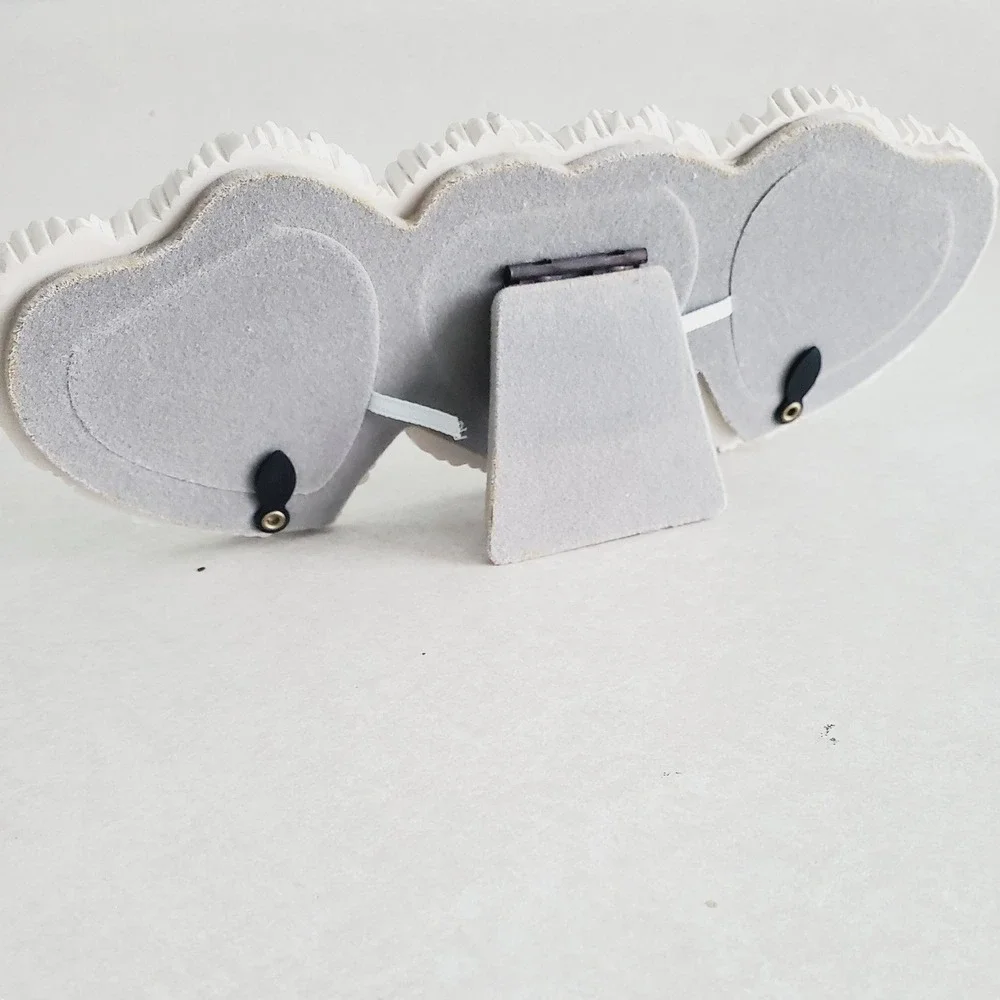 Vintage Heart Triple Picture Frame White Resin Shabby Chic Floral Cottagecore